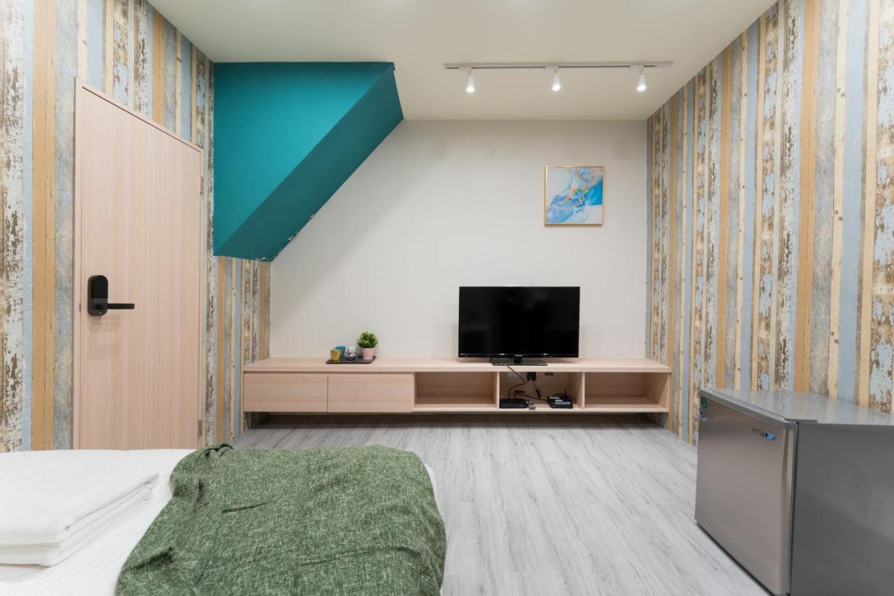 Reise Guesthouse 喜遊旅宿 ゲストハウス 旅マニア Тайнан Екстериор снимка